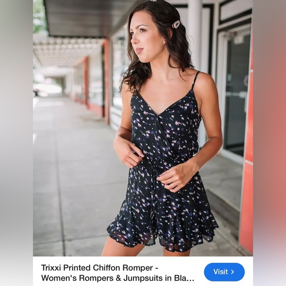 Francesca’s Trixxi chiffon women’s romper. - Picture 2 of 7